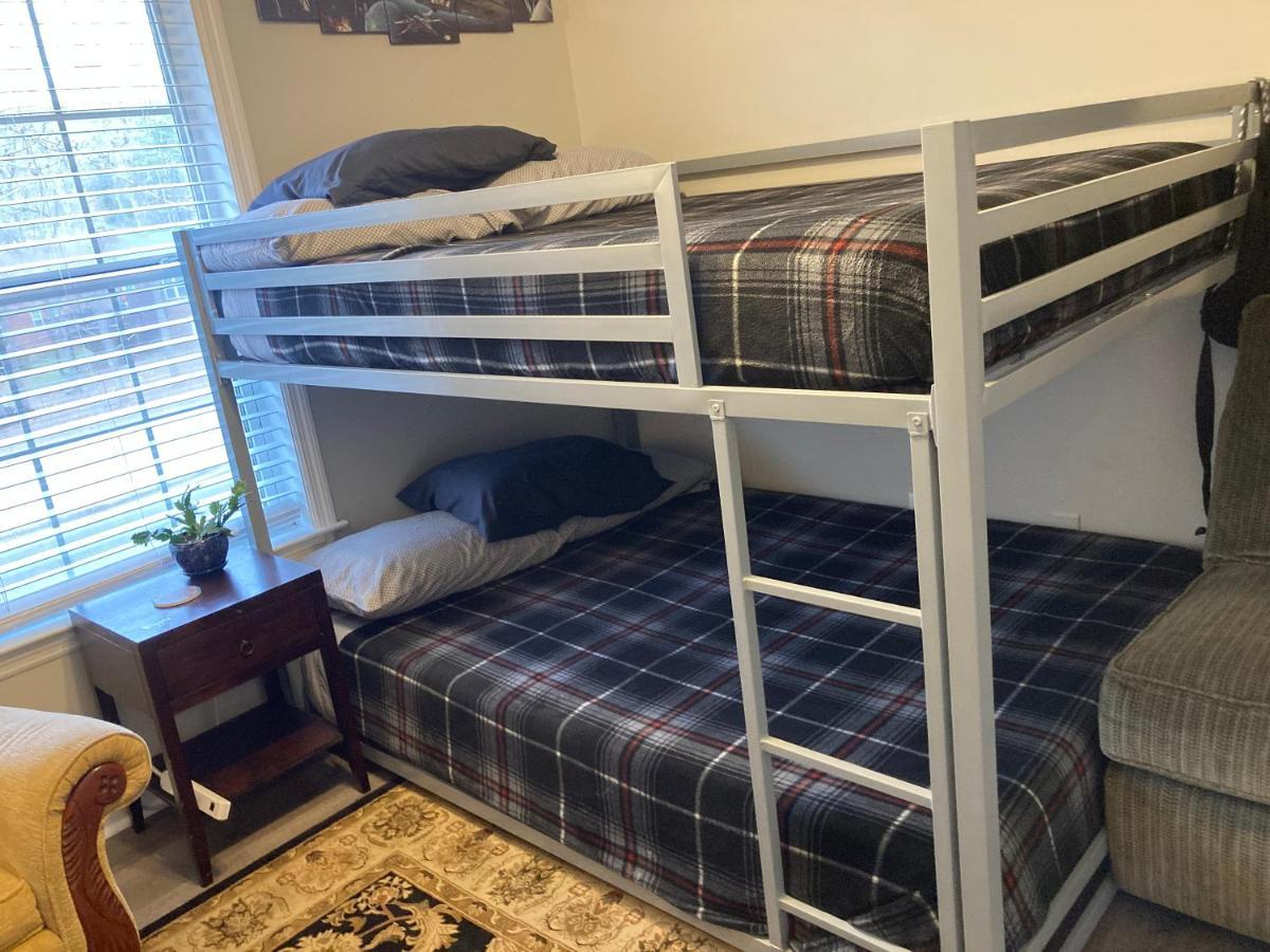 Secluded 3 Bed 2 Bath Condo In Athens Close To Five-Points מראה חיצוני תמונה